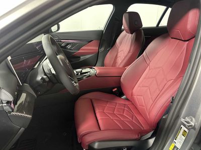 2026 BMW i5 — photo 11 view