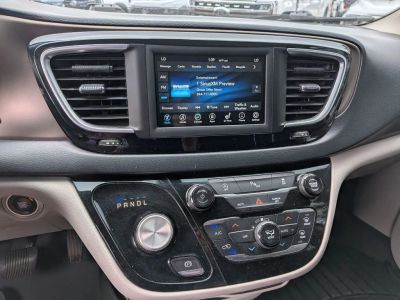 2018 Chrysler Pacifica - Photo 23