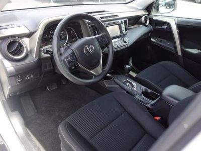 2015 Toyota RAV4 - Photo 13