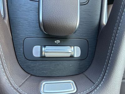 2023 Mercedes-Benz GLS — photo 45 view