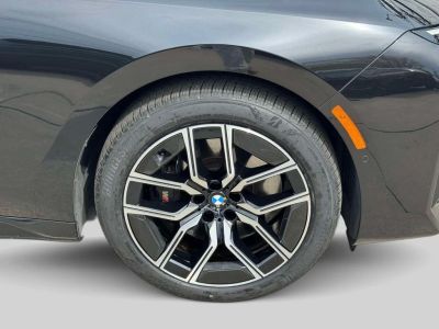 2023 BMW 7 Series — photo 9 view