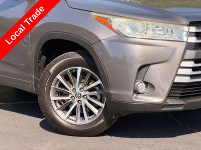2017 Toyota Highlander - Photo 5