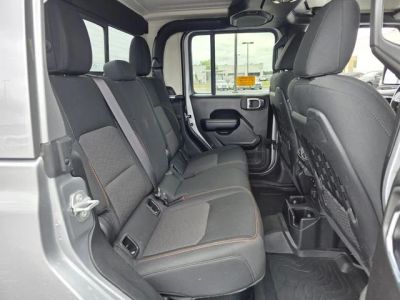 2021 Jeep Gladiator - Photo 27