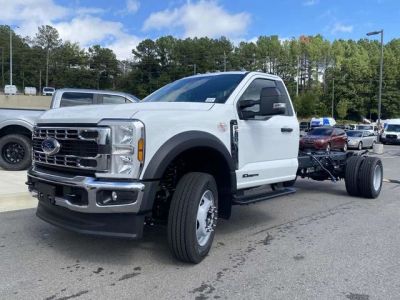 2025 Ford F-600SD - Photo 5