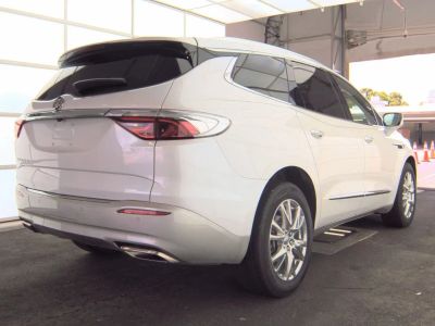 2023 Buick Enclave - Photo 2