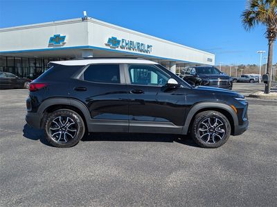 2025 Chevrolet TrailBlazer — side profile view