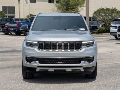 2024 Jeep Wagoneer - Photo 8