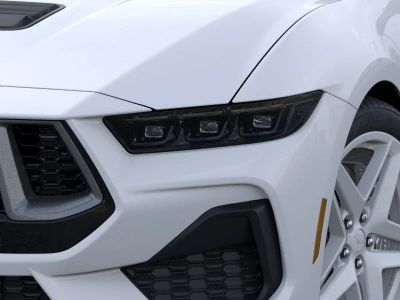 2026 Ford Mustang - Photo 18