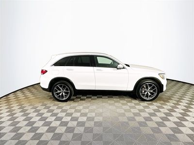 2022 Mercedes-Benz GLC — photo 7 view