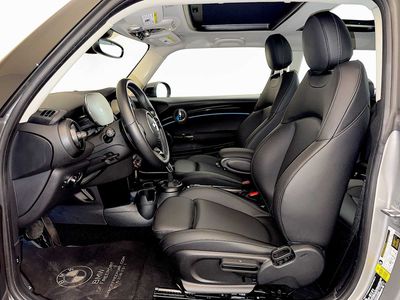 2024 MINI Hardtop 2 Door - Photo 8
