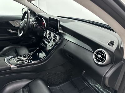 2017 Mercedes-Benz C-Class - Photo 24