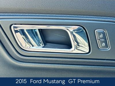 2015 Ford Mustang - Photo 16