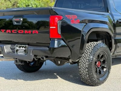 2025 Toyota Tacoma TRD Sport - Photo 14