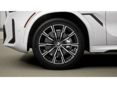 2027 BMW X6 - Photo 7