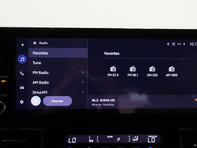 2025 Toyota Sienna AWD - Photo 19
