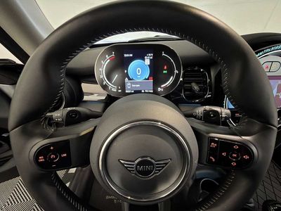 2024 MINI Hardtop 2 Door - Photo 12
