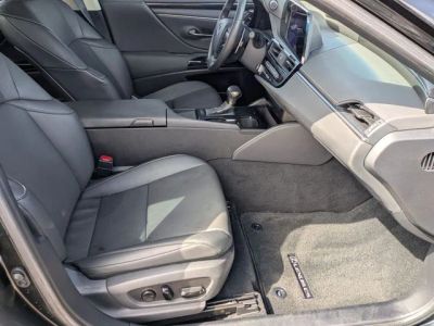 2023 Lexus ES - Photo 23