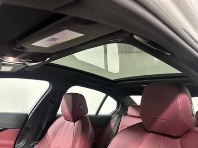 2026 BMW i5 — photo 17 view