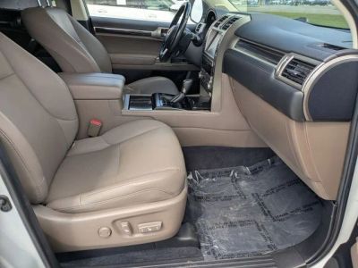 2021 Lexus GX - Photo 22