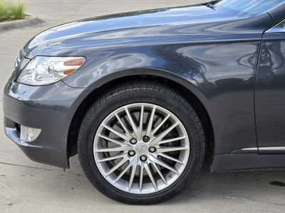 2010 Lexus LS - Photo 6