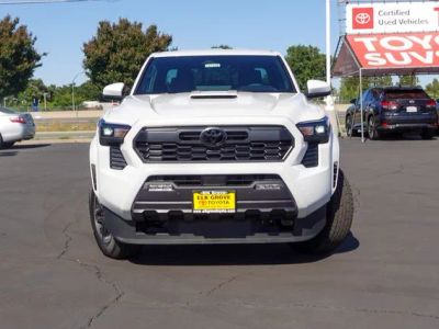2026 Toyota Tacoma i-FORCE MAX - Photo 3