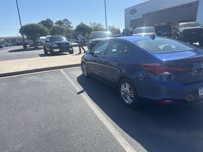 2019 Hyundai Elantra SEL - Photo 2