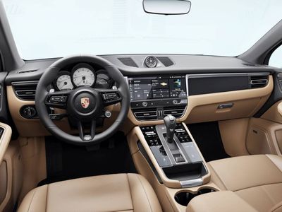 2026 Porsche Macan — photo 9 view