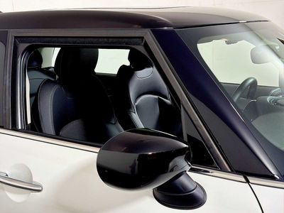 2023 MINI Hardtop 4 Door — photo 30 view