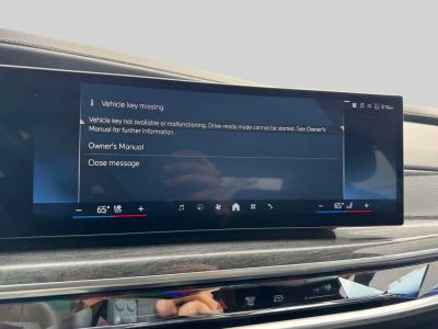 2023 BMW 7 Series — photo 12 view
