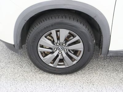 2022 Nissan Pathfinder FWD - Photo 11