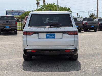2024 Jeep Wagoneer - Photo 4