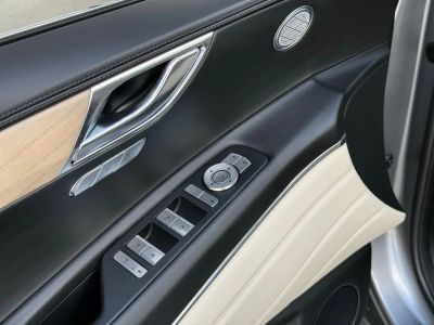 2023 Genesis GV80 — photo 22 view