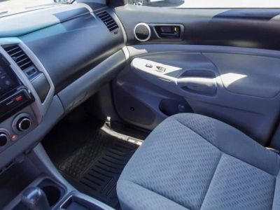 2010 Toyota Tacoma - Photo 22