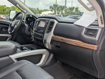 2017 Nissan Titan XD - Photo 23