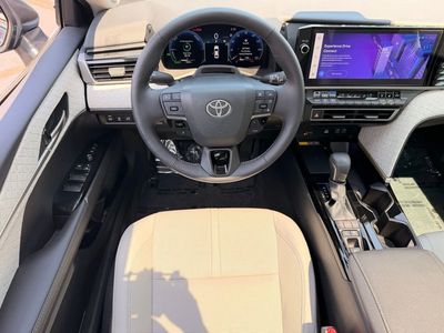 2025 Toyota Camry XLE - Photo 15