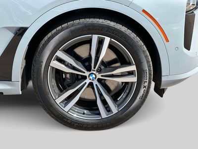 2024 BMW X7 - Photo 8