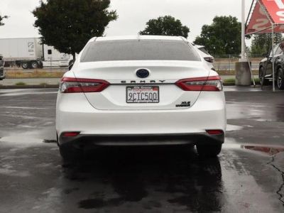 2022 Toyota Camry Hybrid - Photo 10