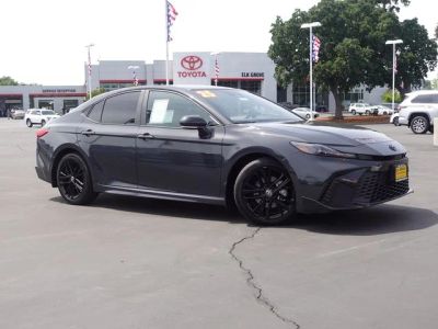 2025 Toyota Camry - Photo 6