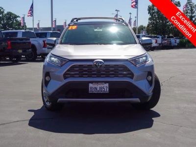 2019 Toyota RAV4 - Photo 3