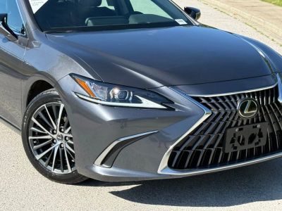 2023 Lexus ES - Photo 4