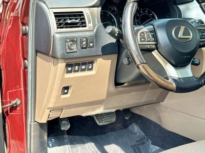 2022 Lexus GX - Photo 17