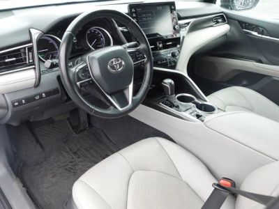 2022 Toyota Camry Hybrid - Photo 13