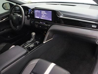 2026 Toyota Camry FWD - Photo 36