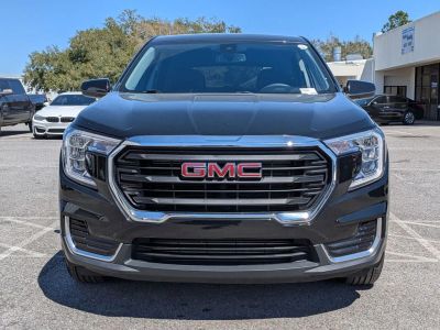 2024 GMC Terrain — photo 8 view