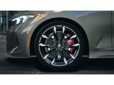 2026 BMW 3 Series - Photo 7