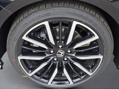 2026 Honda Accord Hybrid - Photo 9