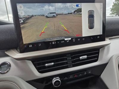 2026 Ford Explorer — photo 8 view