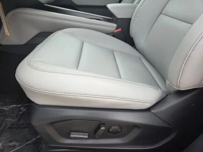 2026 Ford Explorer — photo 33 view