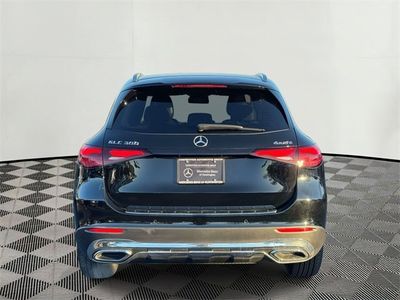 2025 Mercedes-Benz GLC — photo 10 view