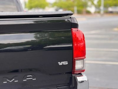 2019 Toyota Tacoma - Photo 14